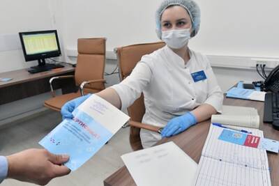 Юрист усомнился в идее дополнять сертификат о вакцинации фотографией - lenta.ru - Россия