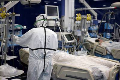 Смертность от коронавируса в Европе продолжила расти - lenta.ru
