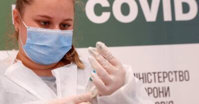 В Украине за сутки вакцинировали более 294 тысяч человек - prm.ua - Украина