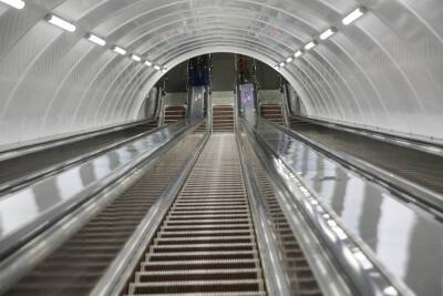 Пассажиропоток в петербургском метро не вернулся к допандемийному уровню - abnews.ru - Санкт-Петербург