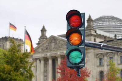 В Германии растёт разочарование в потенциальном правительстве из-за борьбы с Covid-19 - eadaily.com - Германия