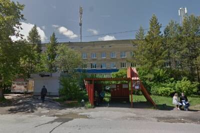 Родители пожаловались на свердловскую больницу, где COVID-19 сорвал ремонт - eburg.mk.ru