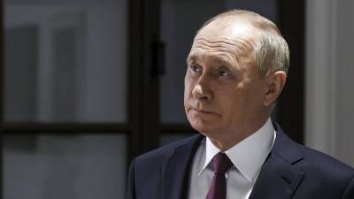Владимир Путин - Дмитрий Песков - В Кремле заявили, что Путин сообщит о прохождении ревакцинации от коронавируса - russian.rt.com - Россия