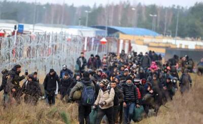 Власти Беларуси заявили, что обнаружили COVID-19 у мигранта на границе с Польшей и начали вакцинацию беженцев - unn.com.ua - Украина - Белоруссия - Киев - Польша