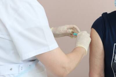 В Пензенской области более 567 тысяч человек полностью завершили вакцинацию от COVID-19 - mk.ru - Пензенская обл.