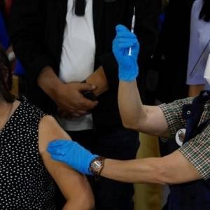 Пожар на Филиппинах уничтожил более 148,6 тыс. доз вакцин против коронавируса - reporter-ua.com - Филиппины