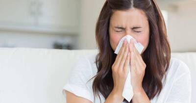 Инфекционисты предупредили об опасности гриппа для переболевших COVID - ren.tv - Россия