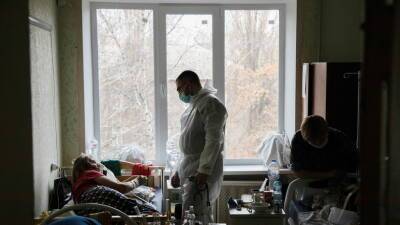 На Украине за сутки выявили более 18 тысяч случаев коронавируса - russian.rt.com - Украина - Польша