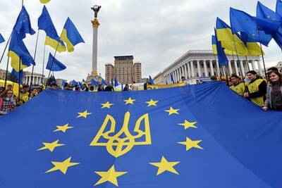 День достоинства и свободы в Украине: история национального праздника - inform.zp.ua - Украина - Запорожье