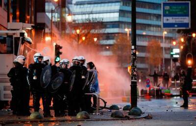 Бельгийская полиция в столкновении с протестующими применила слезоточивый газ - ont.by - Белоруссия - Бельгия - Брюссель