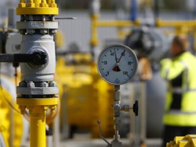 Цены на газ в Европе снижаются на фоне опасений о локдаунах - unn.com.ua - Украина - Англия - Киев