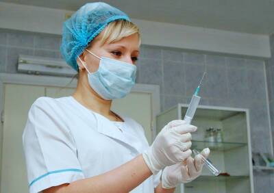 В Ростовской области ввели обязательную вакцинацию лиц старше 60 лет - newsland.com - Ростовская обл.