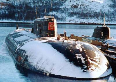 Адмирал Попов рассказал о гибели подлодки «Курск» в результате столкновения с натовской субмариной, официальная версия гибели АПЛ - yur-gazeta.ru - Курск