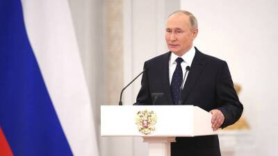 Владимир Путин - Путин объявил о вакцинации назальным препаратом от COVID-19 - vm.ru - Россия
