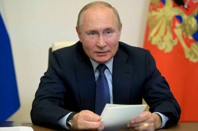 Владимир Путин - Путин рассказал, что привился назальной вакциной от коронавируса - pnp.ru