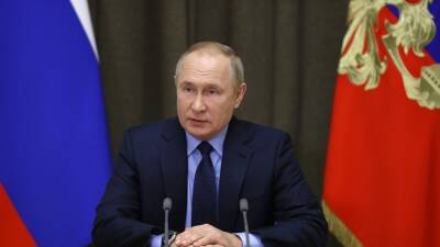 Владимир Путин - Анастасия Ракова - Путин рекомендовал россиянам вовремя пройти ревакцинацию - russian.rt.com - Россия