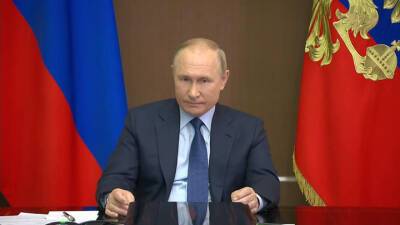 Владимир Путин - Не только укол: Путин ревакцинировался в две процедуры - vesti.ru - Россия