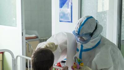 В России более 30 тысяч детей проходят лечение от коронавируса - russian.rt.com - Россия