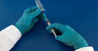 Ученые оценили риск заражения коронавирусом после вакцинации - ren.tv - Израиль