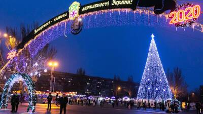 На Фестивальной площади в Запорожье установят ёлку и праздничные локации - inform.zp.ua - Украина - Запорожье