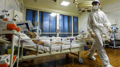 За сутки в России выявили 33 796 случаев коронавируса - russian.rt.com - Россия - Минздрав