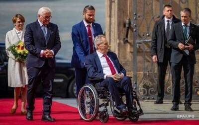 Милош Земан - Президент Чехии вернулся в госпиталь в день выписки с новым диагнозом - korrespondent.net - Украина - Прага - Чехия