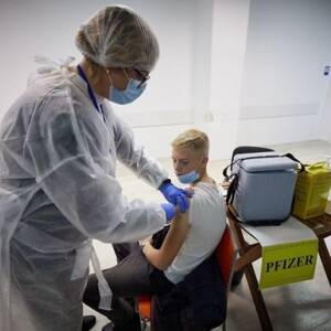 Минздрав: COVID-прививки получили 42% украинцев - reporter-ua.com - Украина - Минздрав