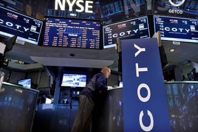 Американский фондовый рынок обвалился - lenta.ru - Сша - Юар