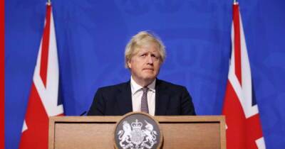 Борис Джонсон - Великобритания ужесточила правила въезда в страну из-за омикрон-штамма - profile.ru - Англия