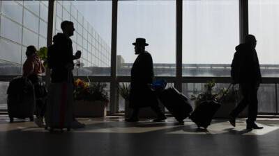 В Израиле введен особый режим из-за "Омикрона": все, что важно знать - vesty.co.il - Израиль