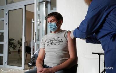 В Украине снизились темпы COVID-вакцинации - korrespondent.net - Украина