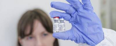 Владимир Гущин - В НИЦ имени Гамалеи заявили, что вакцины будут работать и против омикрон-штамма - runews24.ru - Россия