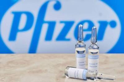 Альберт Бурла - Pfizer приступила к разработке новой вакцины от COVID-19 - versia.ru - Сша - Юар