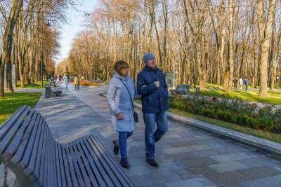 Россиянам рассказали, куда разрешено ходить без QR-кода даже в нерабочие дни - yur-gazeta.ru