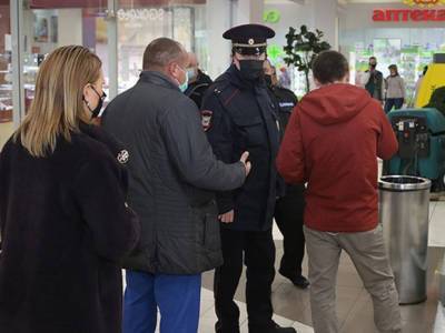 Антиваксеры захватили торговый центр в Татарстане и пускали людей без QR-кода - rosbalt.ru - республика Татарстан - Нижнекамск