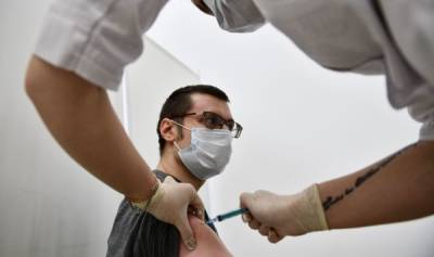 Махнемся? Латвия и Литва поделятся друг с другом вакцинами от коронавируса - lv.baltnews.com - Латвия - Литва