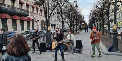 В Санкт-Петербурге уличным музыкантам запретили выступать на время локдауна - obzor.lt - Россия - Санкт-Петербург