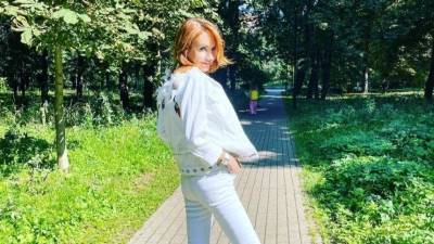 Пережившая месячную кому певица МакSим показала средство от «дури в голове» - 5-tv.ru