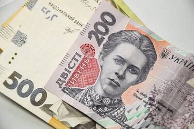 Украина впустую потратила сотни миллионов долларов на спасение гривны - lenta.ru - Украина