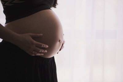 Учёные: У перенесших коронавирус женщин повышается риск рождения мёртвых детей - actualnews.org - Израиль