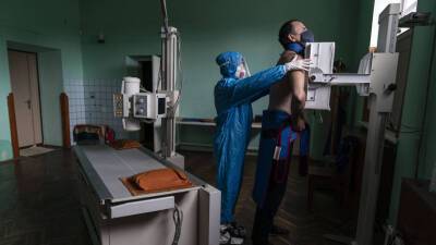 Виктор Ляшко - На Украине заявили о нехватке 17 млрд гривен для технического переоснащения больниц - russian.rt.com - Украина