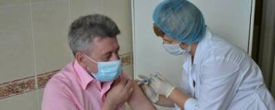 В Челябинской области введена обязательная вакцинация для людей старше 60 лет и студентов - runews24.ru - Челябинская обл.