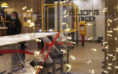Московские рестораны отметили сокращение выручки почти на 50% в нерабочие дни - govoritmoskva.ru - Москва