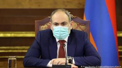 Пашинян призвал срочно спасать людей вакцинацией и ношением масок - eadaily.com - Армения