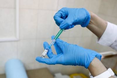 Полную вакцинацию от коронавируса в Москве прошли 5,4 млн человек - yur-gazeta.ru - Москва - Московская обл.