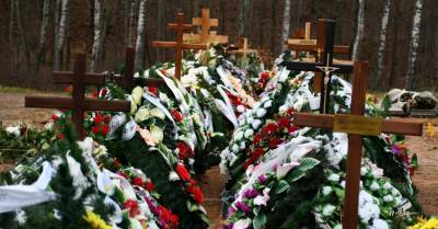 ФОТО. "Похороны, похороны, похороны": как сейчас выглядит коммунальное кладбище Даугавпилса - rus.delfi.lv - Латвия