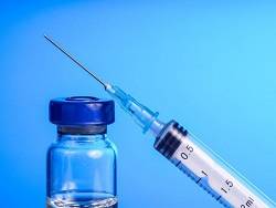 Ученые заявили, что эффективность вакцин от коронавируса снизилась в два раза - newsland.com - Сша