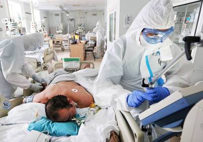В России за сутки впервые выявили более 41 тысячи заболевших коронавирусом - tvc.ru - Россия - Москва