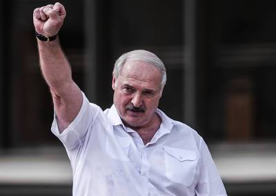 Лукашенко - Лукашенко снял маску в красной зоне больницы, чтобы доказать, что он не двойник - nakanune.ru - Белоруссия