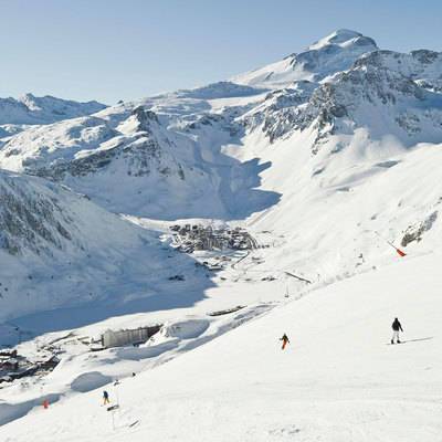 Жан Кастекс - Посетители горнолыжных склонов во Франции будут обязаны носить защищающие от коронавируса маски - radiomayak.ru - Франция